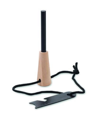 Fenyőfa tűzgyújtó szerszám