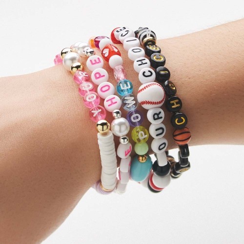 Charm karkötő további prémium gyöngy opciókkal