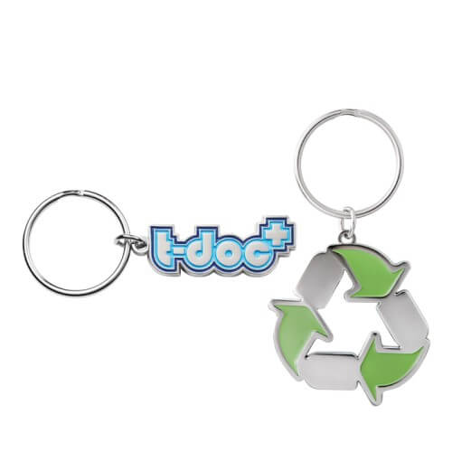 Egyedi formájú, bevont, újrahasznosított cink ötvözet kulcstartó lágy festett zománcozott logó kialakítással